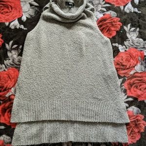 Sleeveless sweater